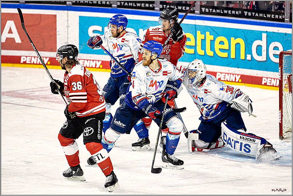 PENNY DEL Viertelfinale Spiel 6;  Koelner Haie - Adler Mannheim; Koeln, 26.03.2023